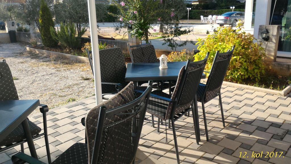 Pansion Crnjac Hotel Međugorje Buitenkant foto
