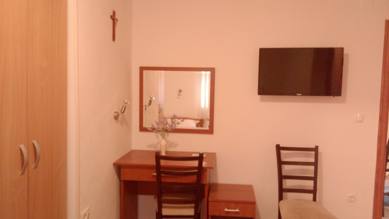 Pansion Crnjac Hotel Međugorje Buitenkant foto