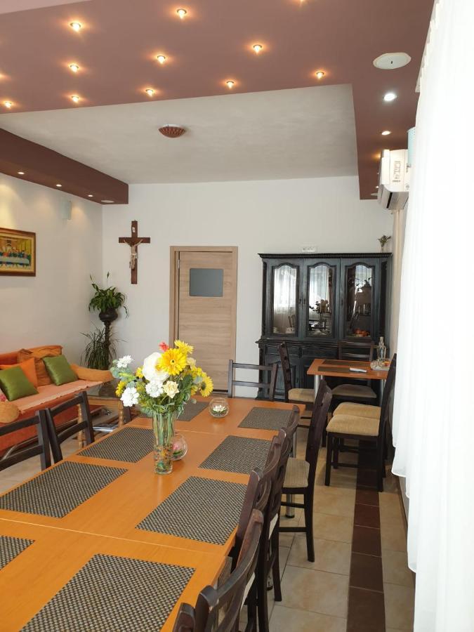 Pansion Crnjac Hotel Međugorje Buitenkant foto